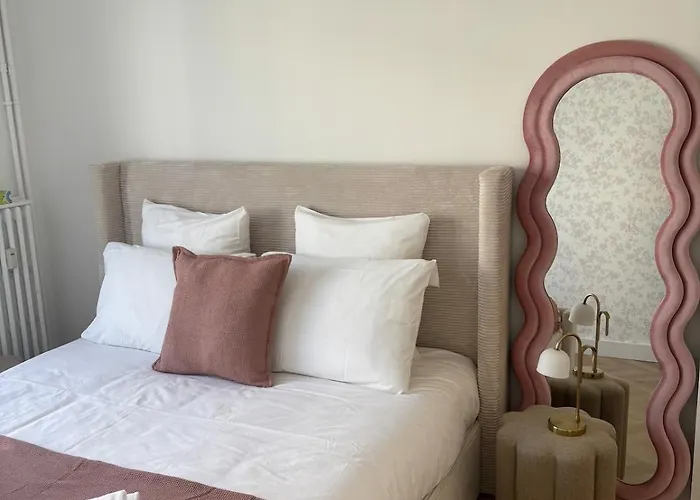 Lägenhet Lumineux Avec Parking, Centre *