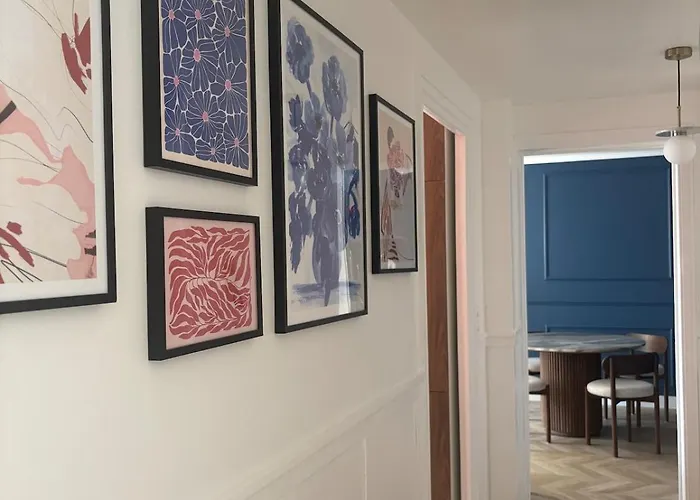 Lägenhet Lumineux Avec Parking, Centre *